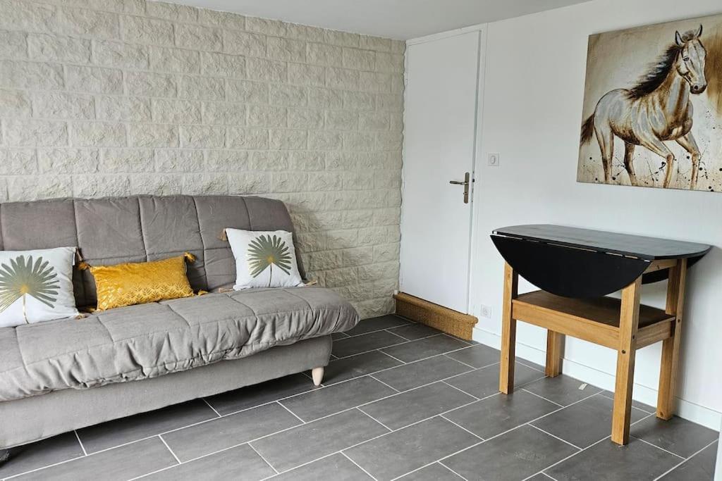 Appartement Cosy Neuf Saint-Sornin-Lavolps エクステリア 写真